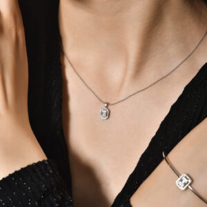 Model Pırlanta Baguette Necklace 0.17 carat
