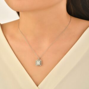 Model Pırlanta Baguette Necklace 0.79 carat